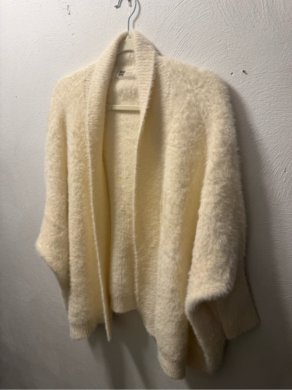 LOOK by M New York Fuzzy Eyelash Knit Open Front Luxury Wrap Cardigan Cream OS